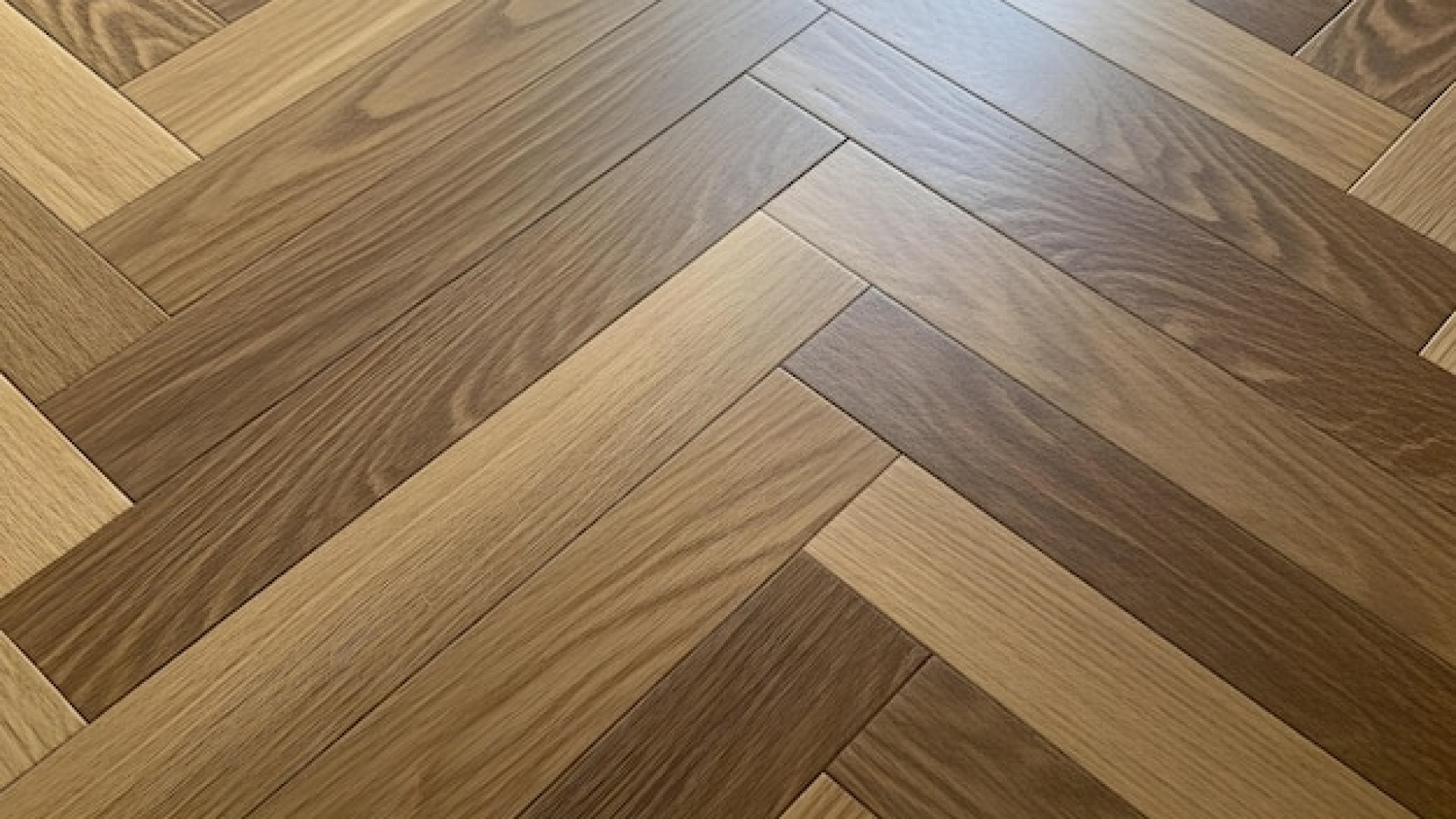 Quel plancher flottant choisir selon vos pièces et votre budget ?